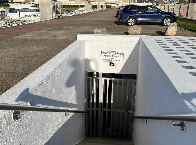 ספינת מלון Vedette A *