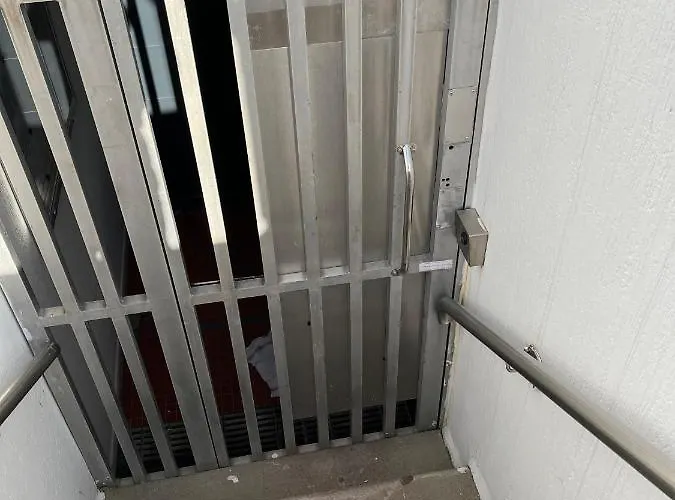 Vedette A 船上ホテル